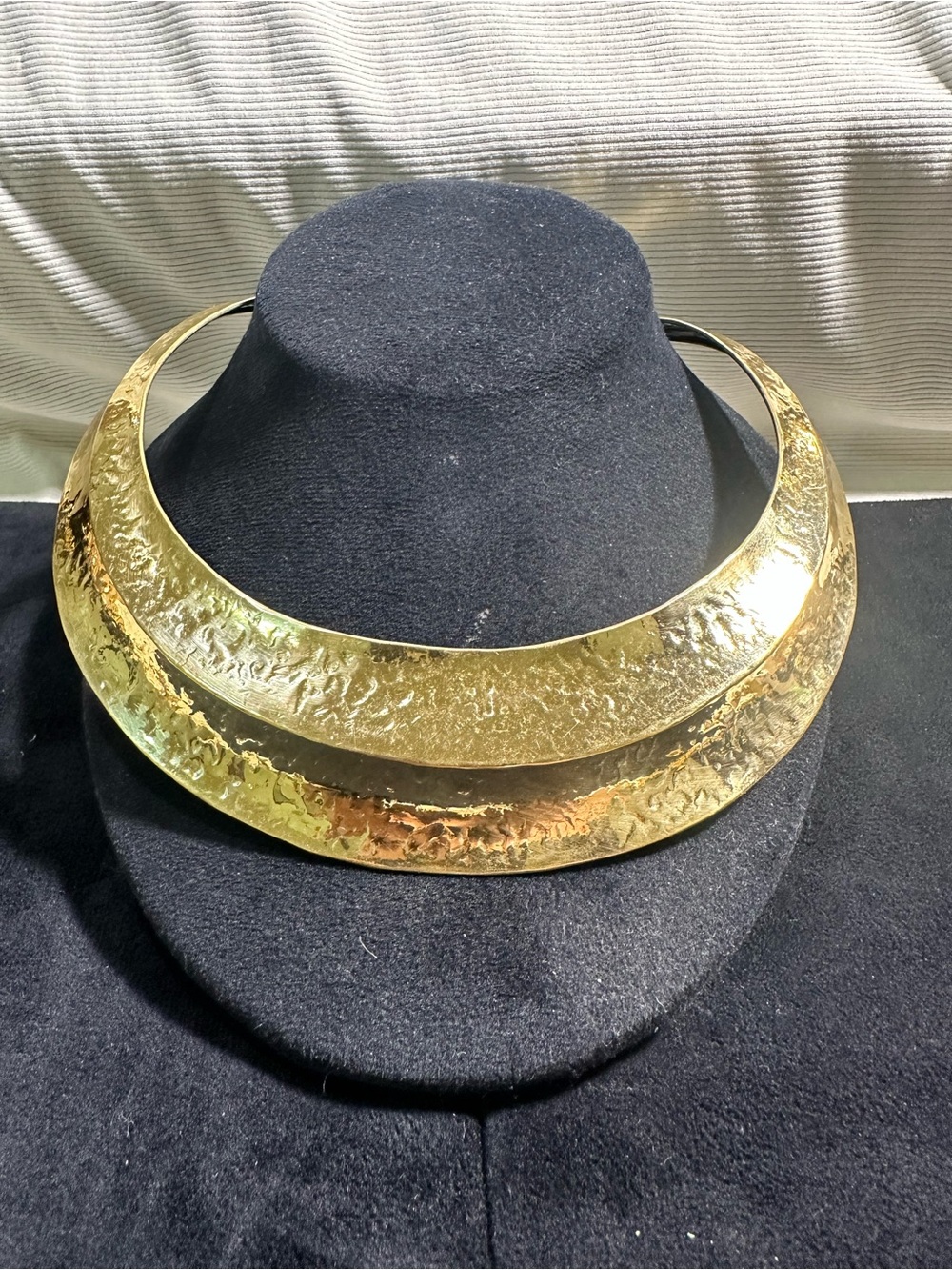 True Vtg Hammered Polished Brass Collar Necklace